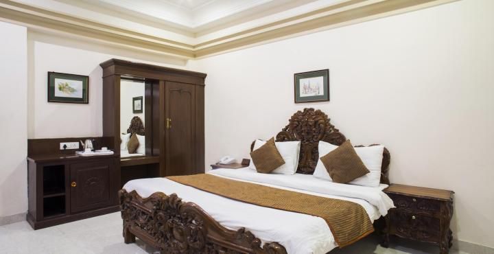 Hotel Sagar Deluxe Room 16