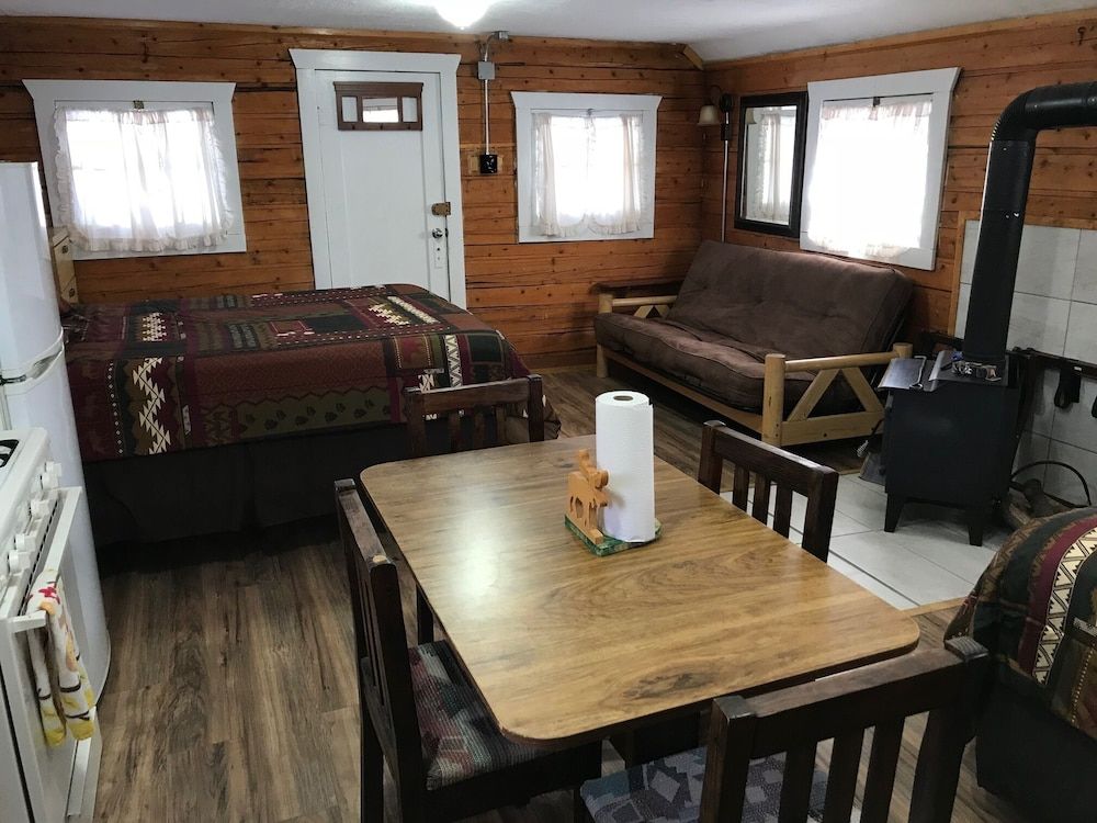Royal Cabin (6)
