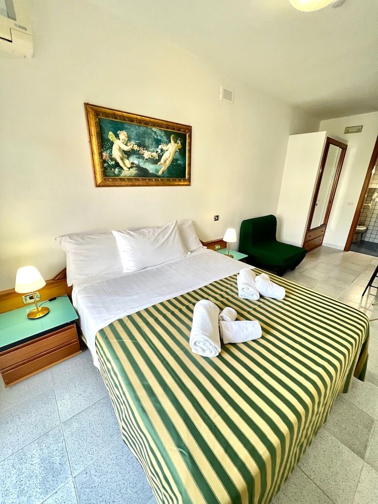 Hotel Minerva Standard Double or Twin Room