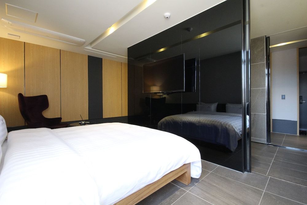 Ecostay Hotel Suite 2