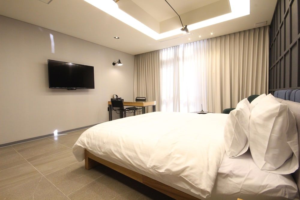 Ecostay Hotel Premium Room 4