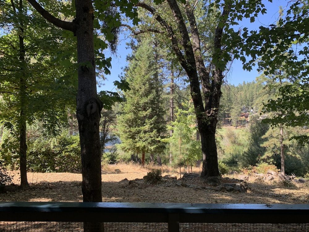 Alta Sierra Village Inn Standard Room, 2 Double Beds 2