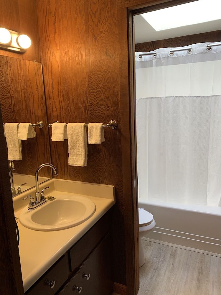 Alta Sierra Village Inn Standard Room, 1 King Bed 3