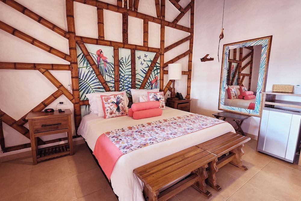 Casa San Carlos Lodge Superior Room, 1 King Bed 4