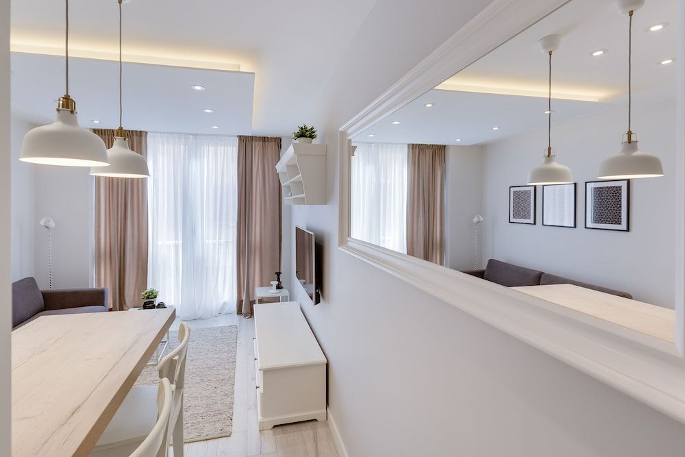 Classy Design Accommodation Deluxe Studio Apartment, City View 13