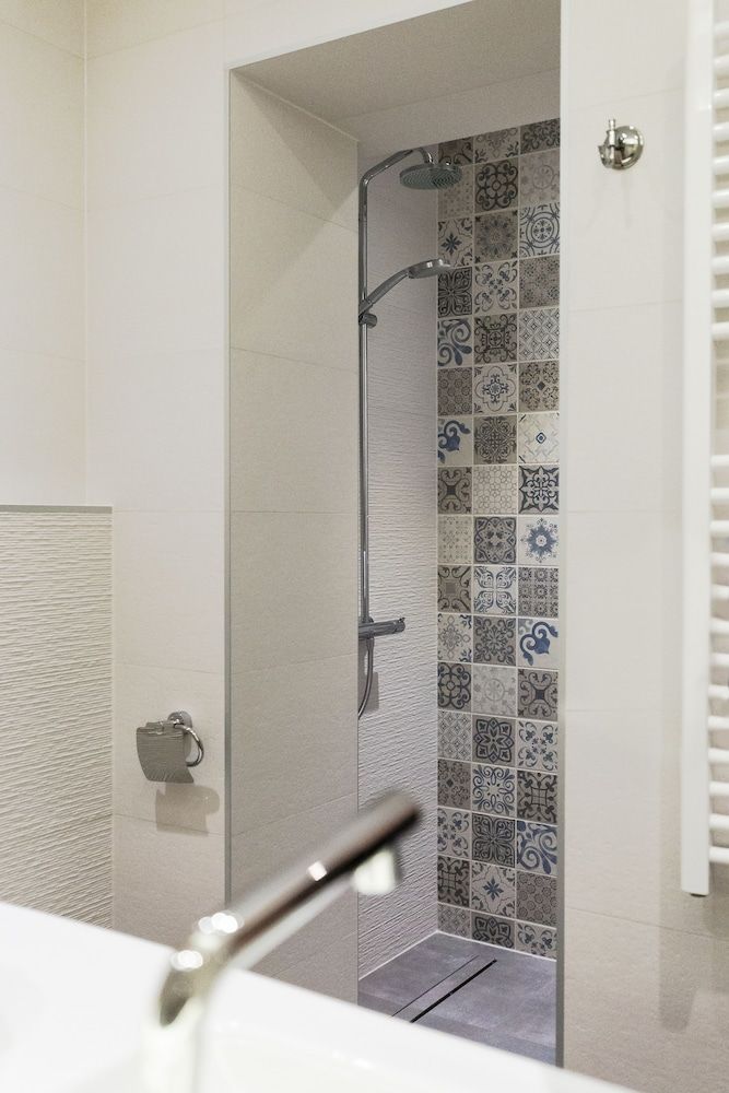 Classy Design Accommodation Deluxe Studio Apartment, City View 11