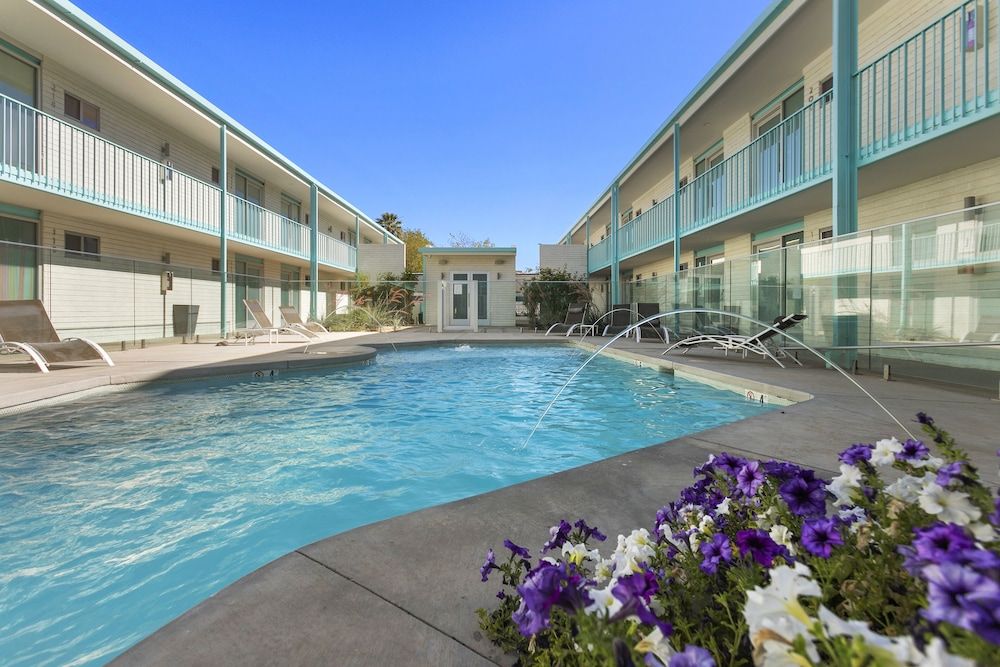 undefined Modern Designer Studio with Pool 7