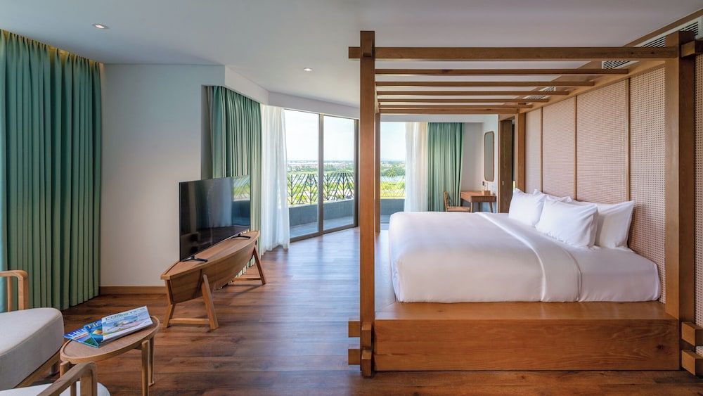 Penthouse with Daily Afternoon tea at VIP Lounge