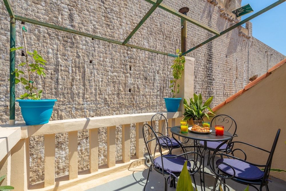 Dominium Old City Suite Standard Apartment, 1 Bedroom, Terrace 10