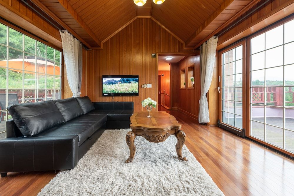 The Hue Largo Bundang House 8