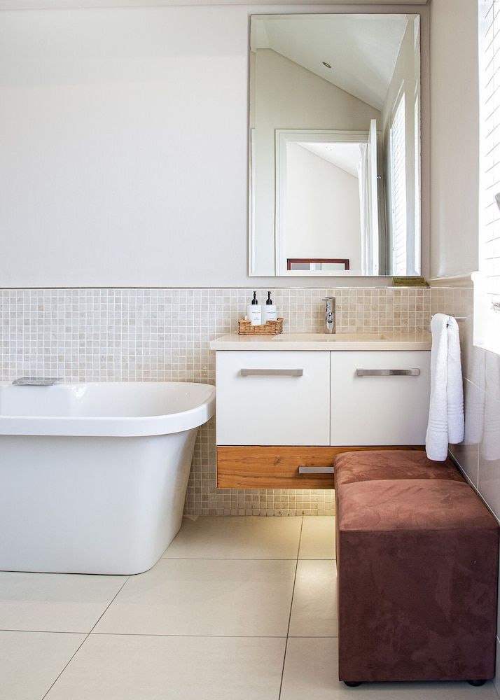 Marine Square Luxury Suites Standard Apartment, 2 Bedrooms 10