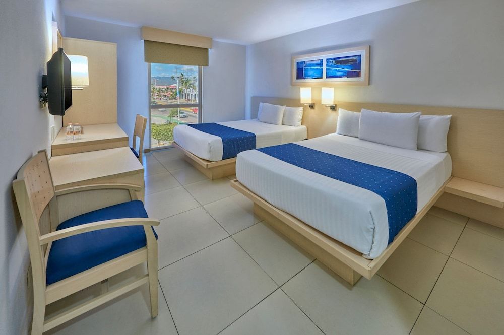 City Express by Marriott Manzanillo Room, 2 Double Beds, Non Smoking 6