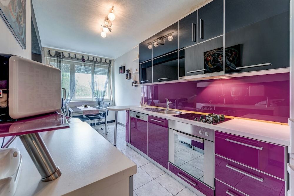 undefined Cool Cozy Apartment 9