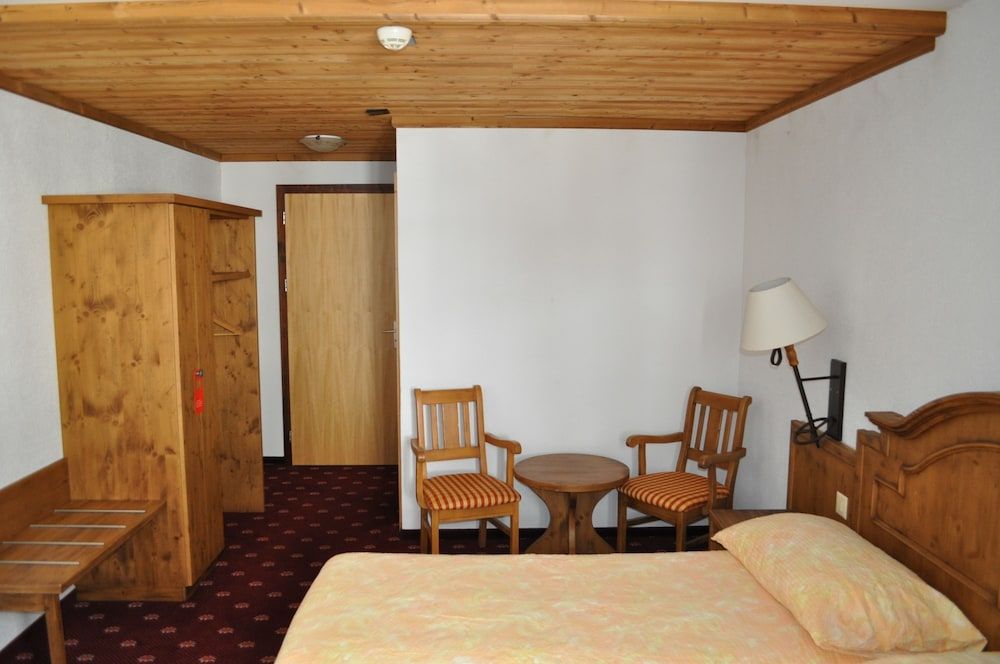 Double Room (North)