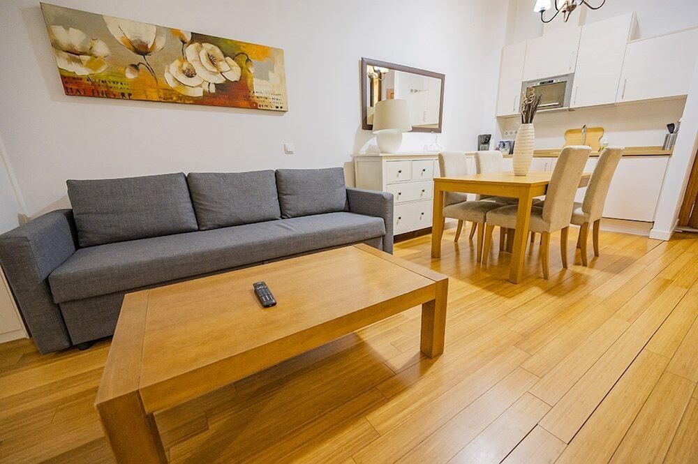 Apartamentos Huertas Family Apartment 10