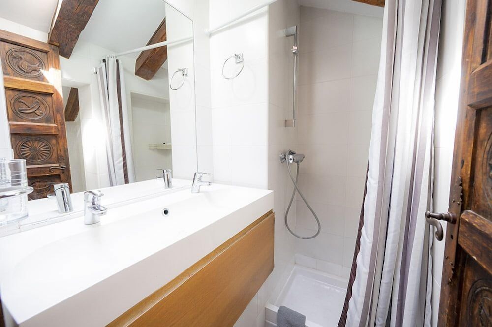 Apartamentos Huertas Deluxe Penthouse 17