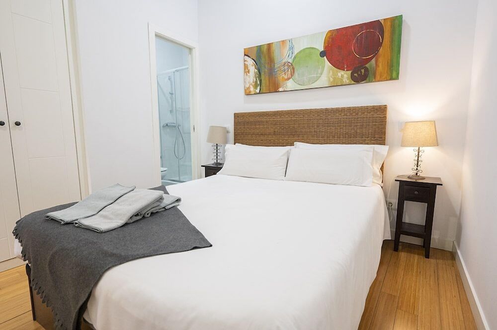 Apartamentos Huertas Family Apartment