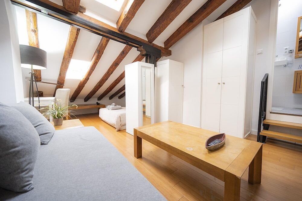 Apartamentos Huertas Deluxe Penthouse 21