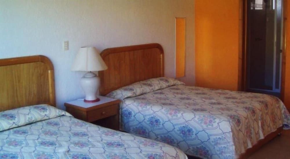La Rinconada Standard Quadruple Room, 2 Double Beds 2