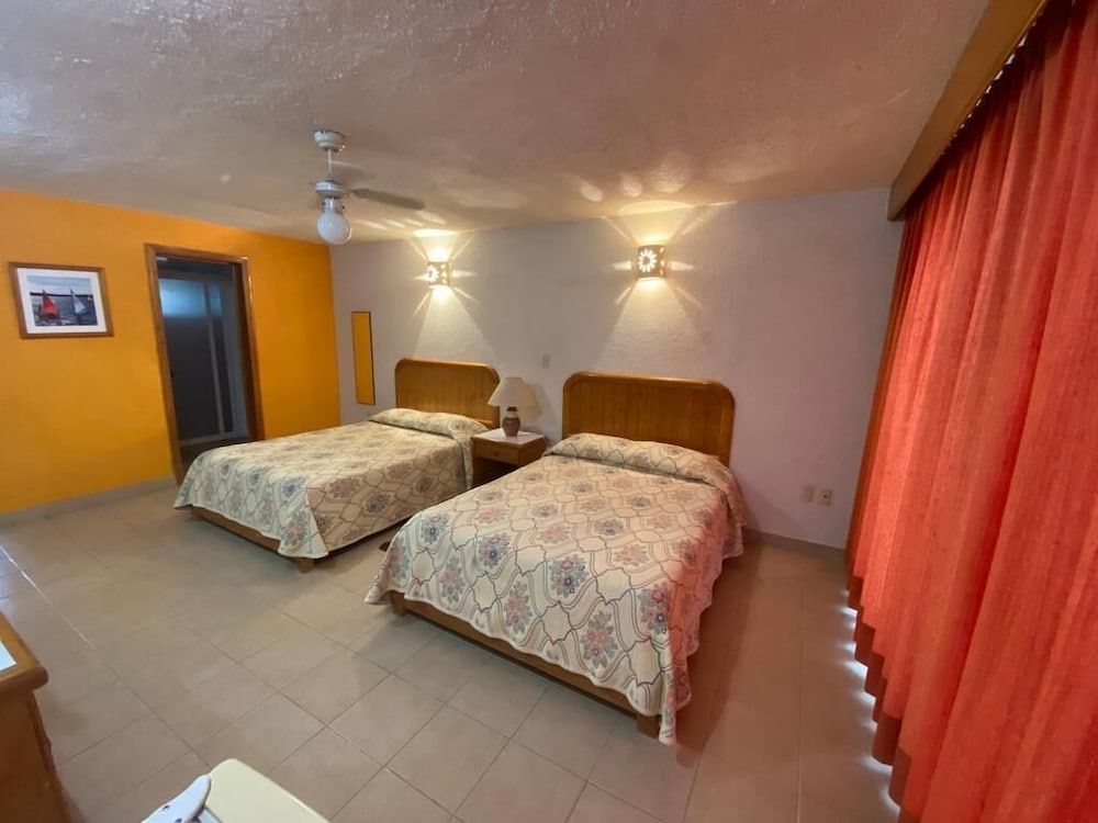 La Rinconada Standard Quadruple Room, 2 Double Beds 4