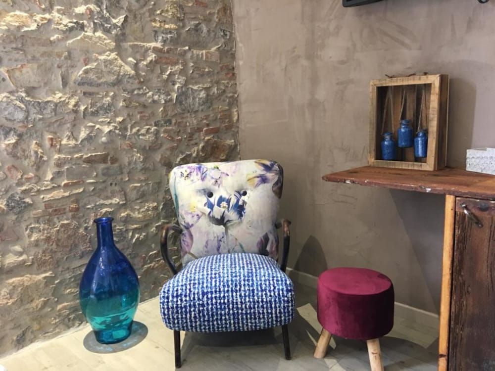 Inside the Wall Presidential Suite, 1 Bedroom, City View 3