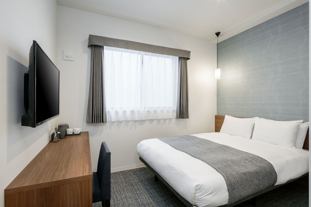 M’s Hotel Nijojo Oike Double Room