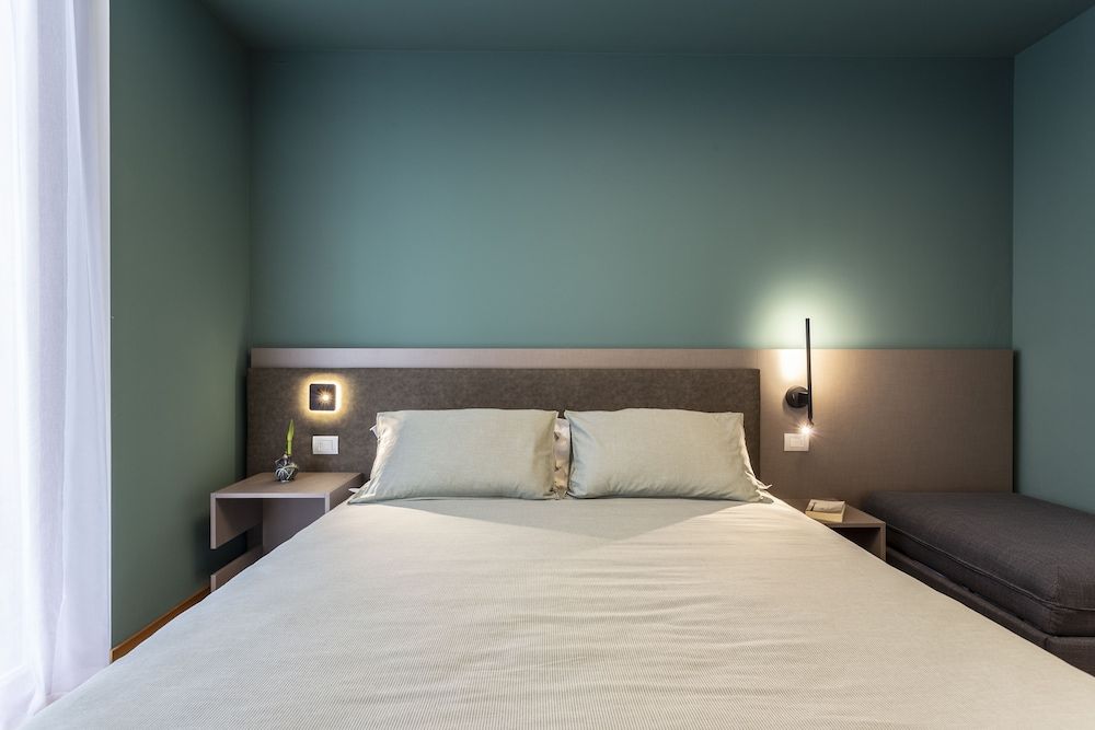 Habitat Guest House Double Room, Shared Bathroom 2