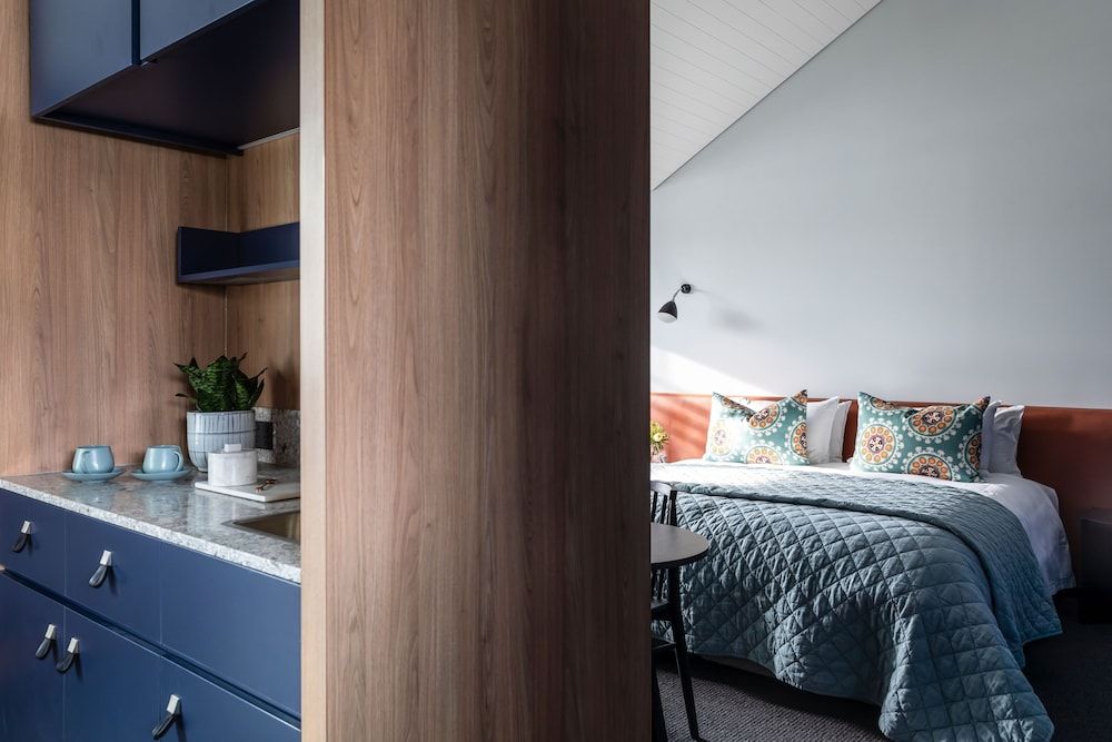 Guest Suite - King/Twin