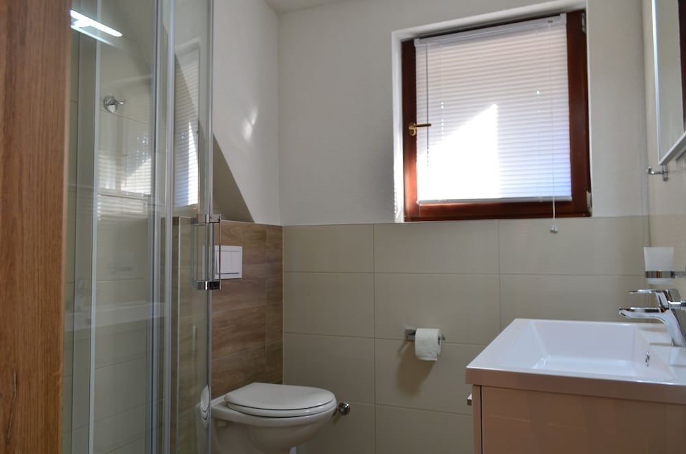 Natura Plitvice Lakes Standard Twin Room 4