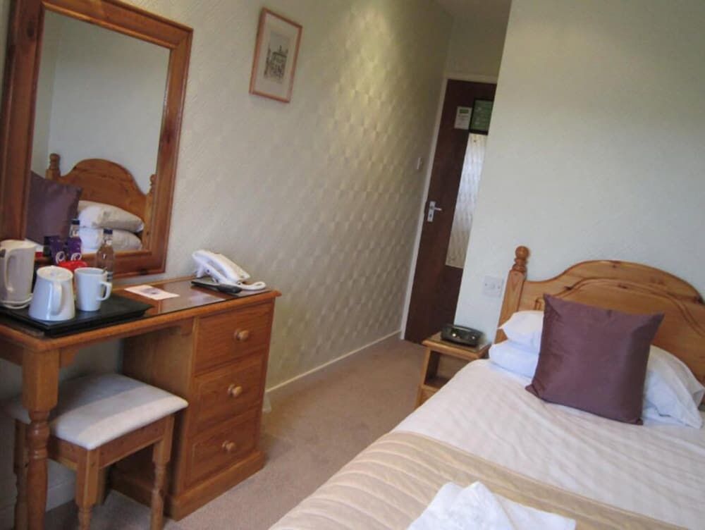 The Old White Lion Hotel Single Room