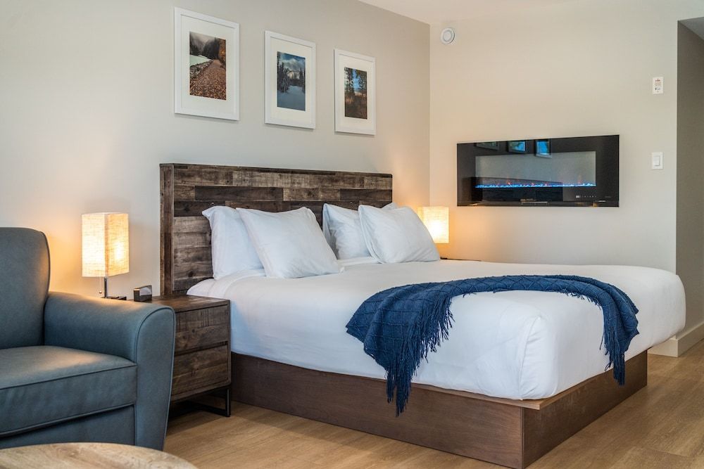 undefined Rooms at Riveredge 3