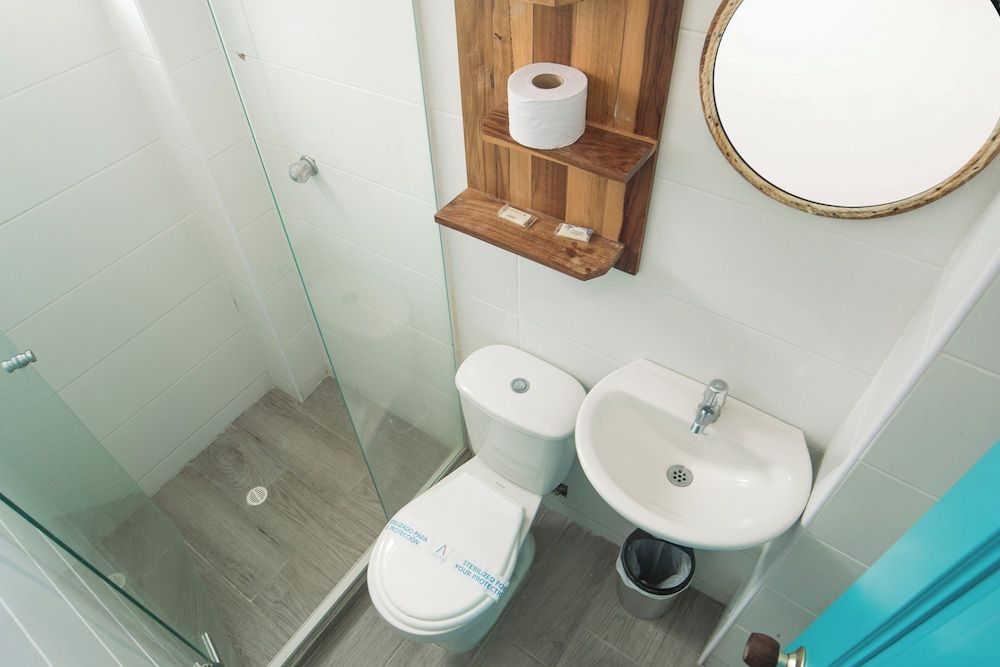 Hotel Aquarius Superior Quadruple Room 3