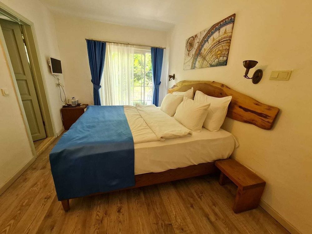 undefined Alaçatı Otel Rebetiko 2