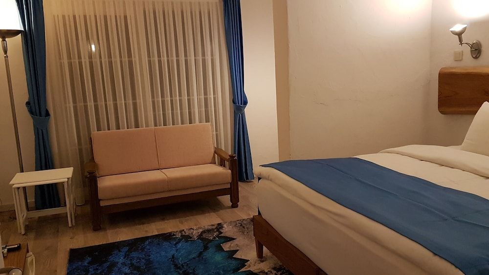 undefined Alaçatı Otel Rebetiko 3