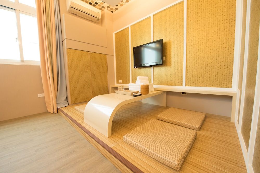 Green Island Bay Resort Grand Quadruple Room, Ocean View 2