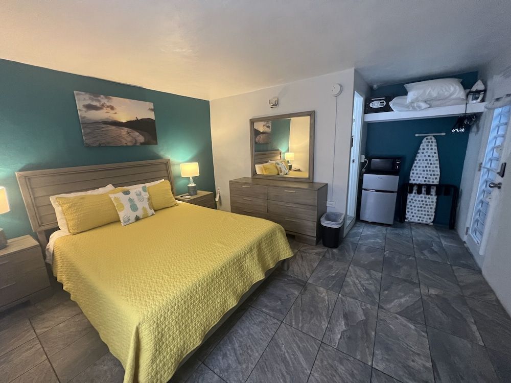 Deluxe Single Room, 1 Queen Bed (Room #10)