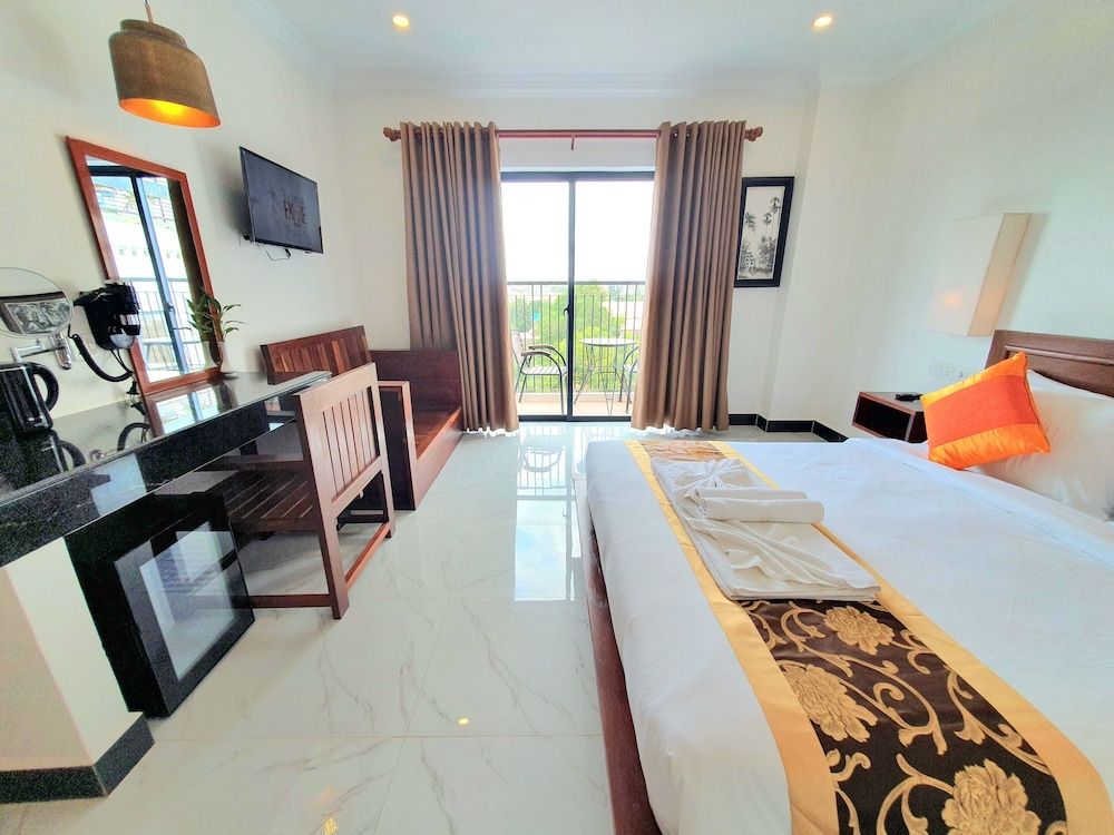 undefined Darling Pub Hostel 4