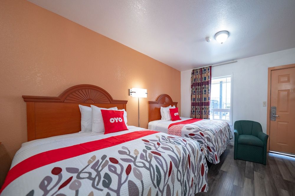 Premium Room, 2 Queen Beds, Kitchenette