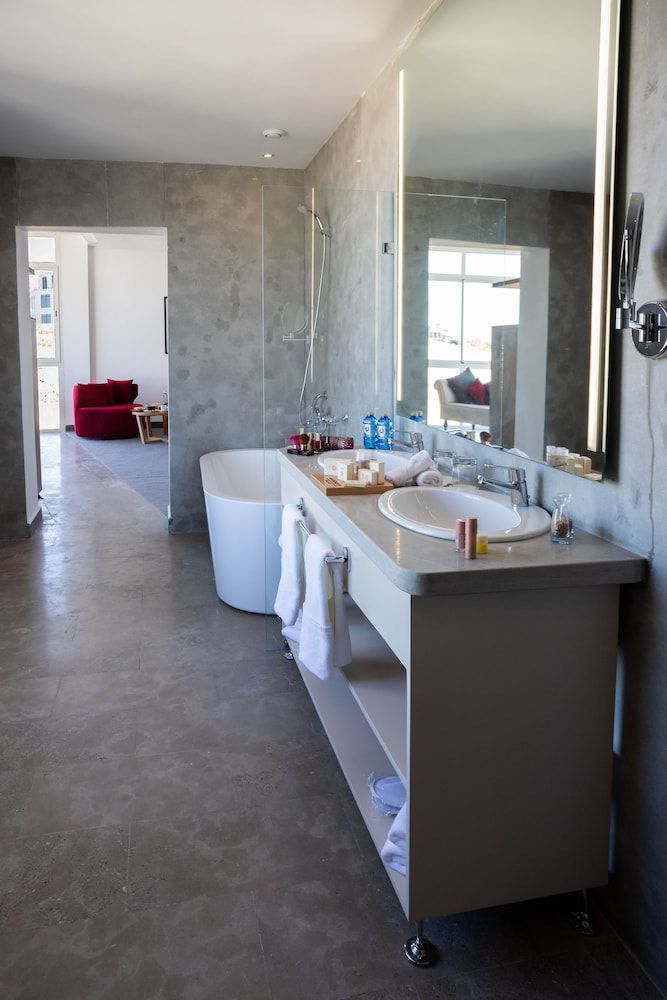 Mandarin Palace Basic Suite (Prestige) 6