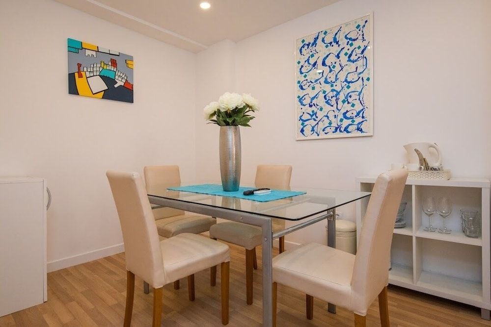 undefined Villa Dard 8