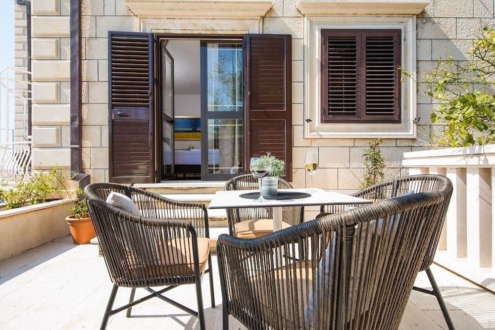 Villa Dard Double Room, Terrace 4