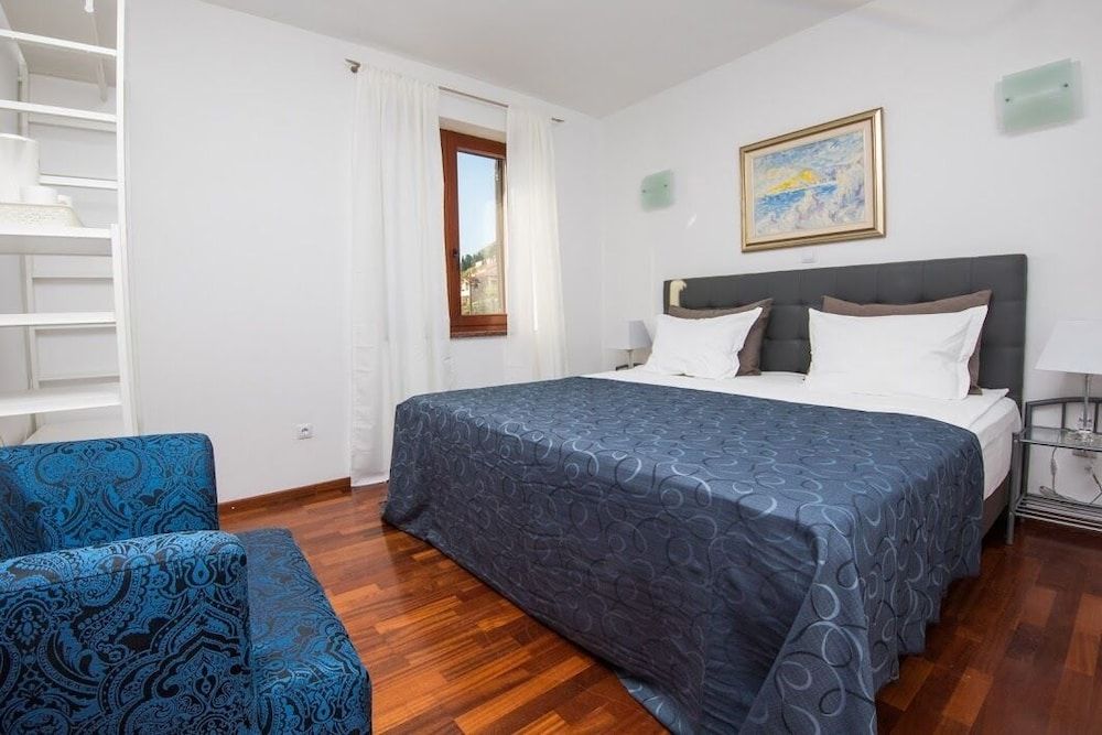 undefined Villa Dard 10