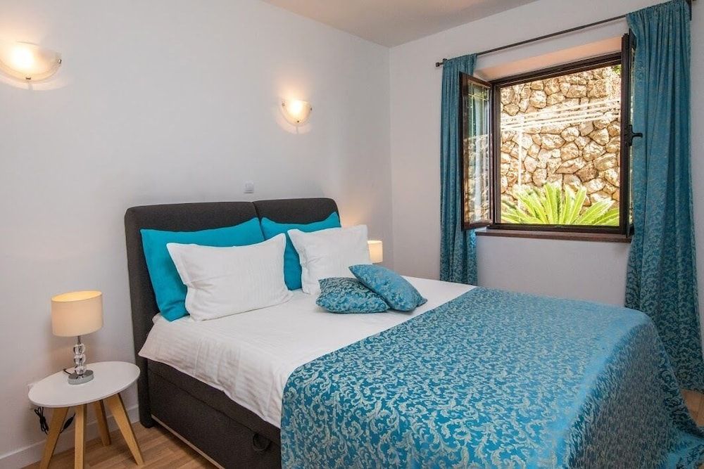 undefined Villa Dard 4