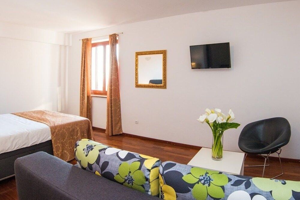 Villa Dard Superior Double Room 4