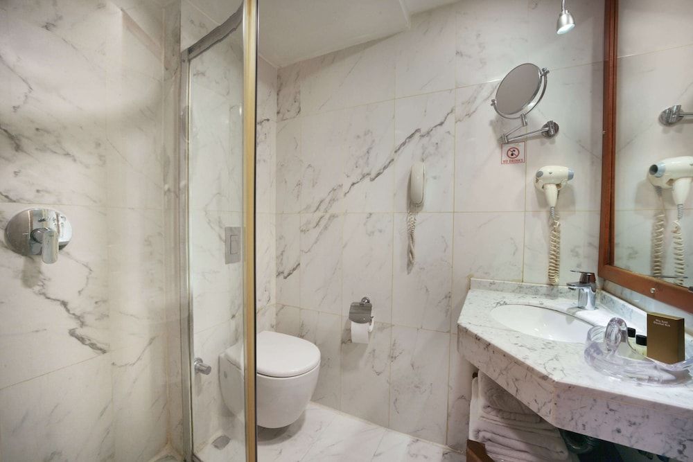 Stargate Hotel&Spa Deluxe Double Room 4