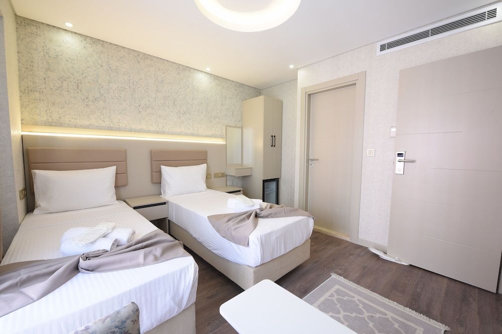 undefined FLORİNA HOTEL 4