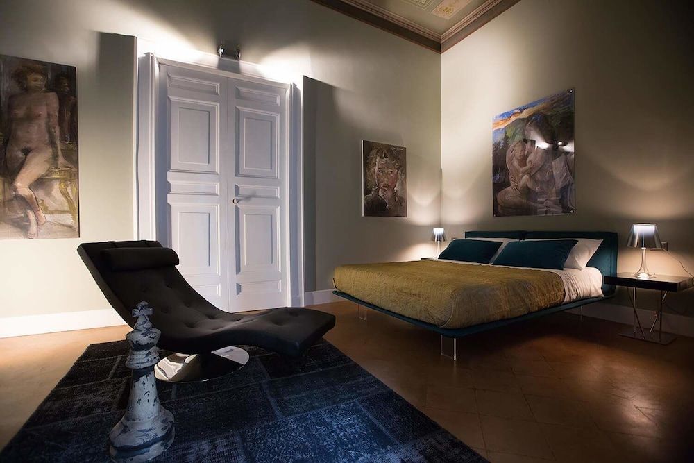 Palazzo Cannavina Luxury Suite (Re) 4
