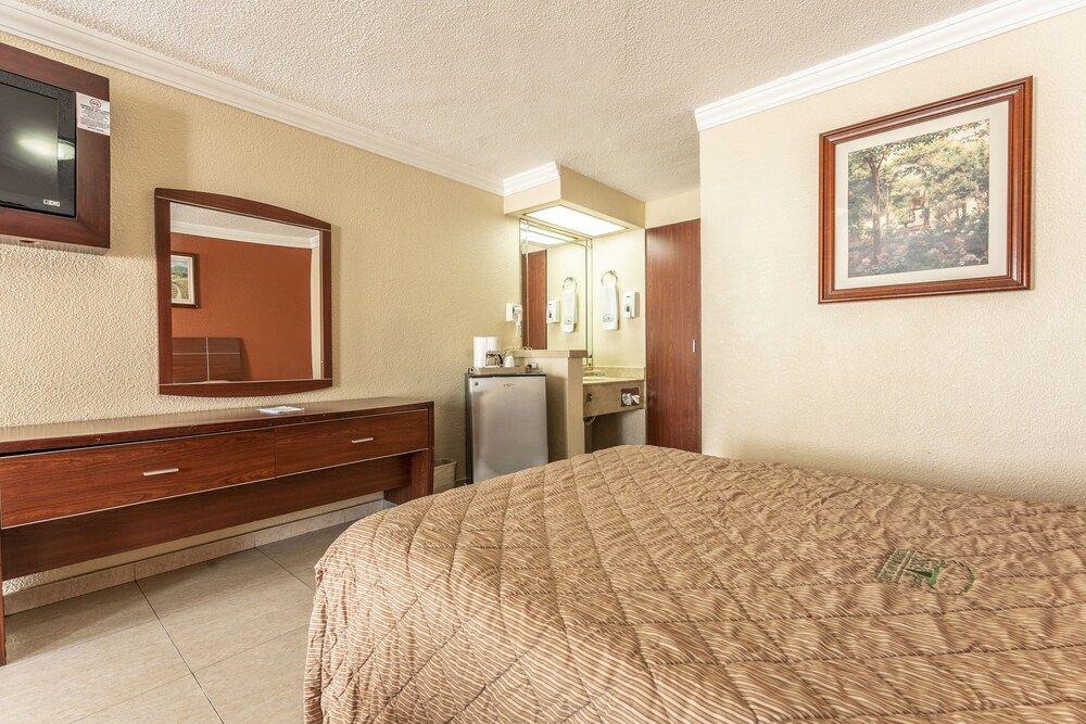 La Siesta Hotel Classic Room 4