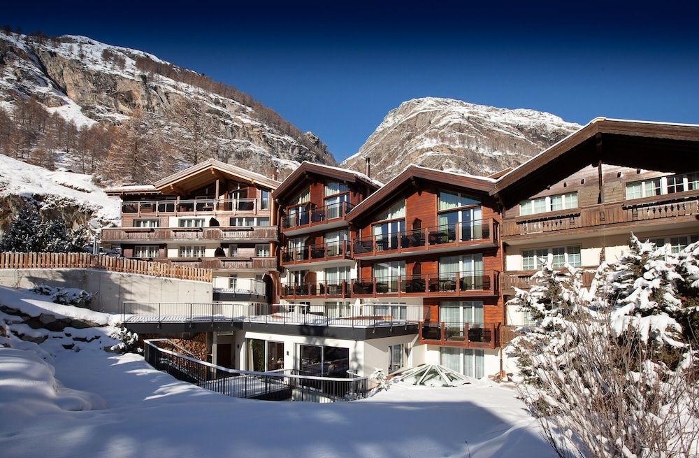 undefined Hotel Sonne Zermatt 10