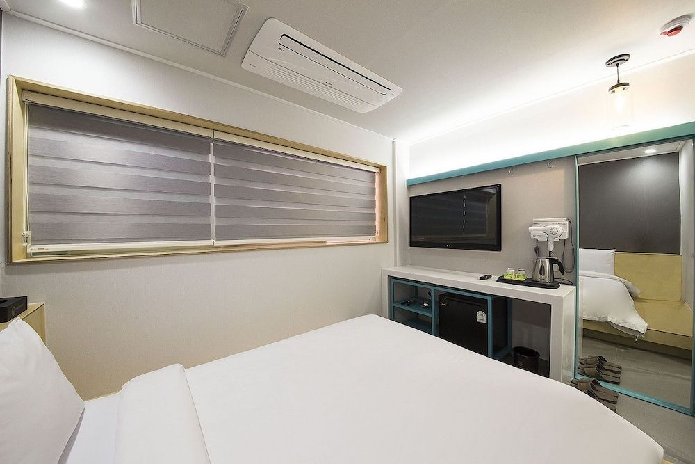 Hannam 67 Double Room 11